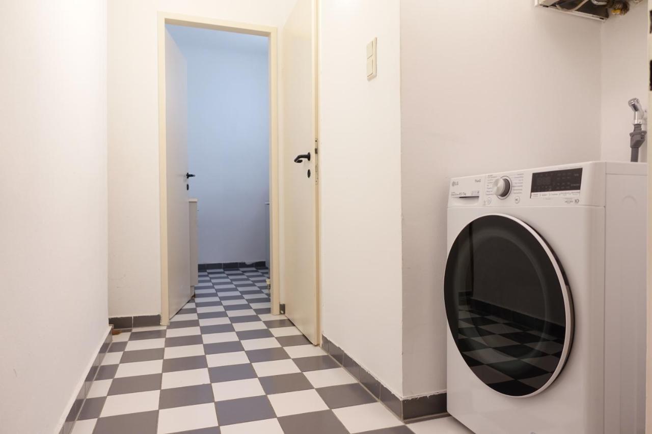 Comfortable Apartment In Central Vienna Exterior photo